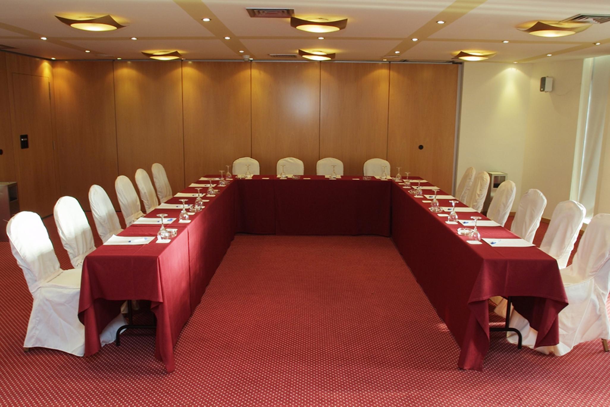 Silken Alfonso X Hotel Ciudad Real Kinh doanh bức ảnh