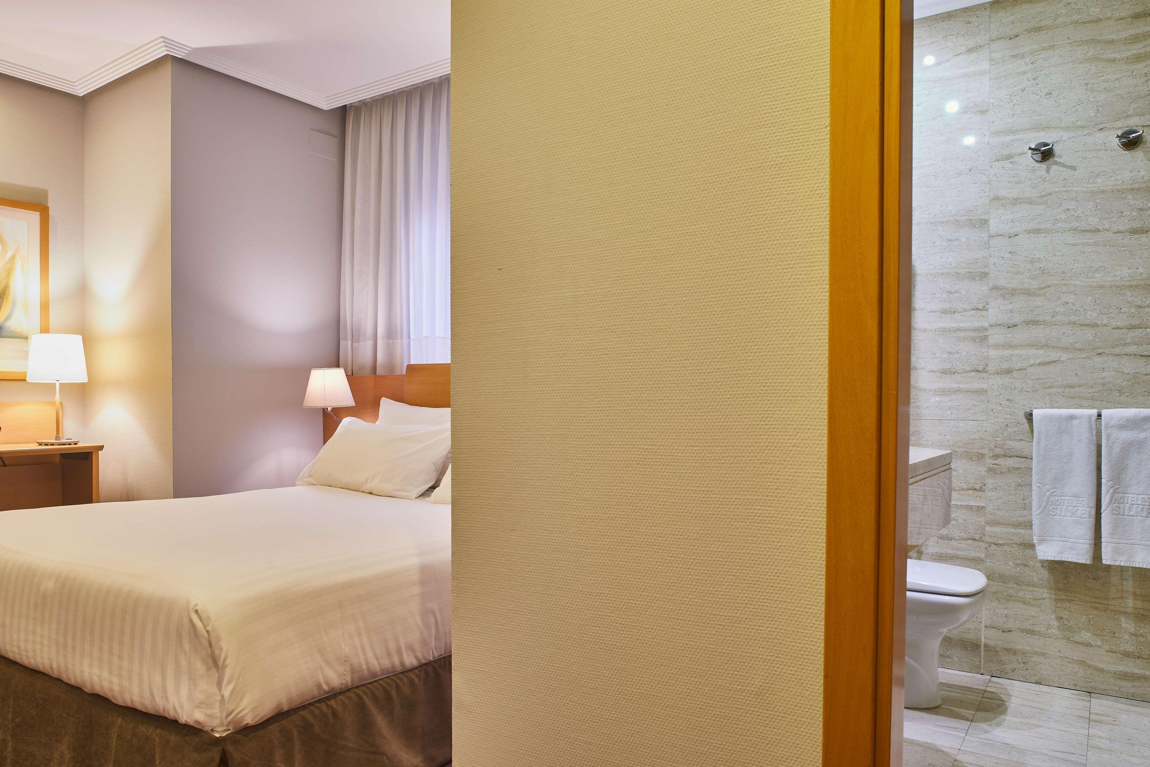 Silken Alfonso X Hotel Ciudad Real Ngoại thất bức ảnh